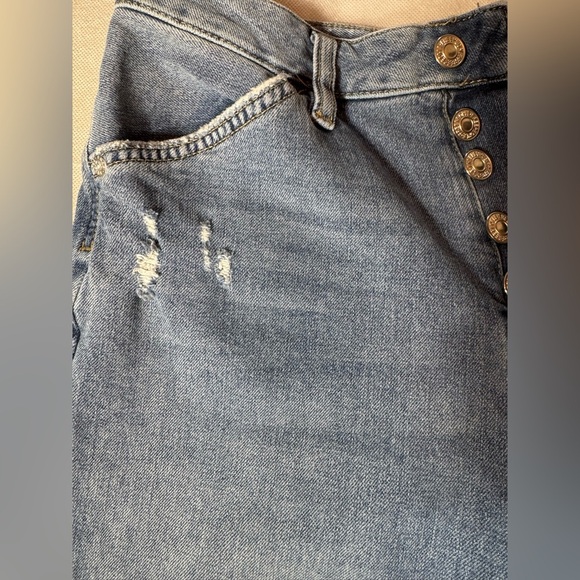 We The Free shredded cuff jeans button closure with stretch size 29 - Picture 6 of 12